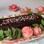Chocolate&Roses-Schokoladenkuchen-Rosengeschirr
