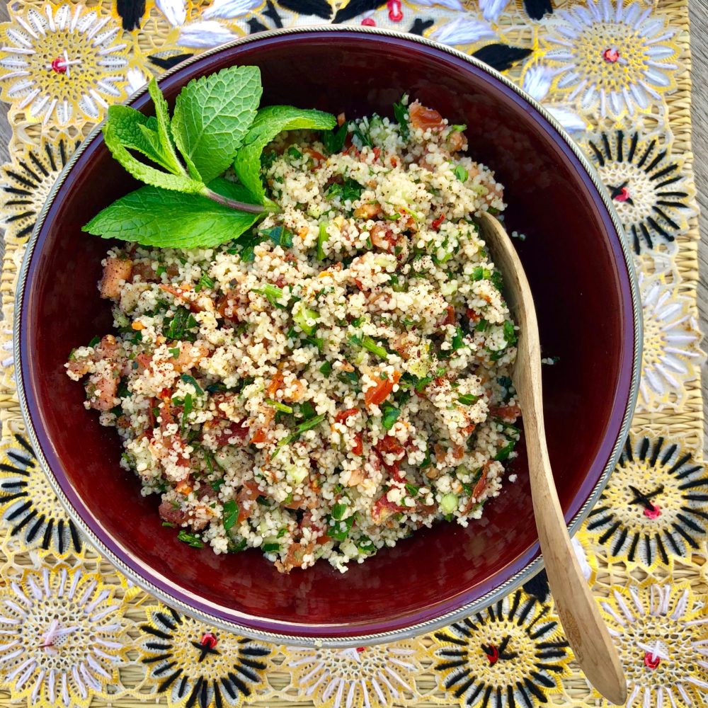 Tabbouleh & Olives ~ fresh and healthy! Tabbouleh in a bowl